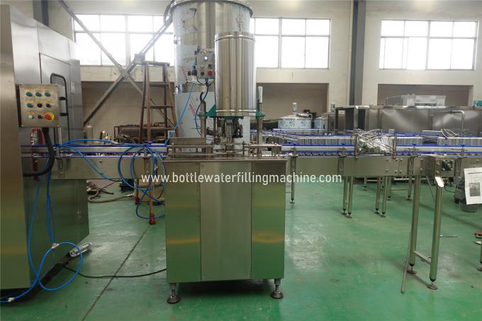 ISO CE Automatyczna maszyna do napełniania napojów gazowanych Sok Aluminiowa puszka SUS304 2