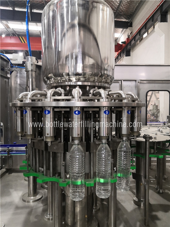 Sterowanie PLC Plastikowa butelka Automatyczna maszyna do napełniania soku Litchi 0
